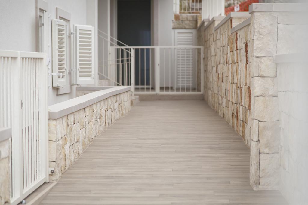 Charlotte'S House Locaz. Turistica Apartment Polignano a Mare Luaran gambar
