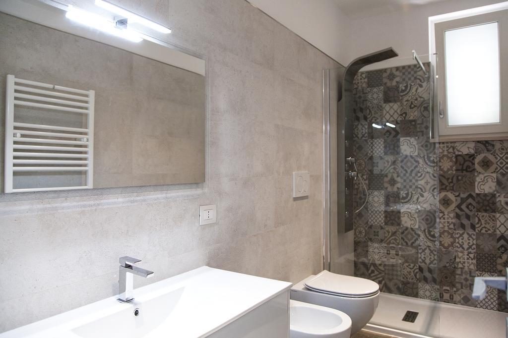 Charlotte'S House Locaz. Turistica Apartment Polignano a Mare Luaran gambar