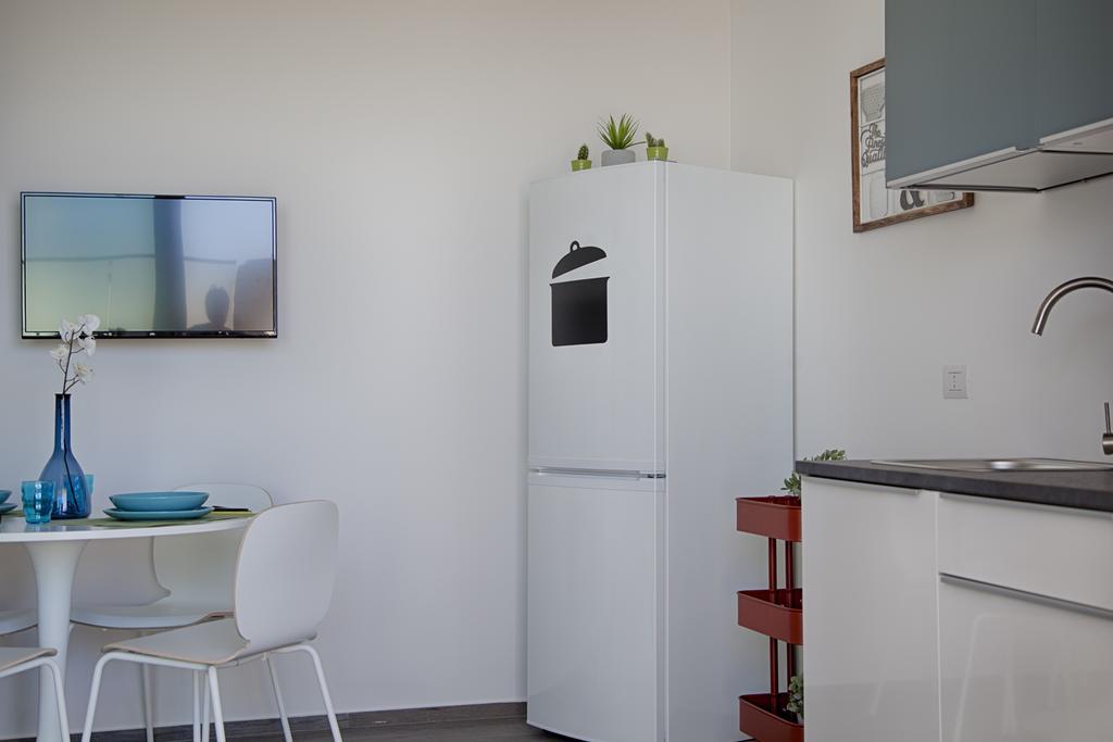 Charlotte'S House Locaz. Turistica Apartment Polignano a Mare Luaran gambar