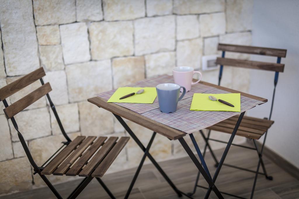 Charlotte'S House Locaz. Turistica Apartment Polignano a Mare Luaran gambar